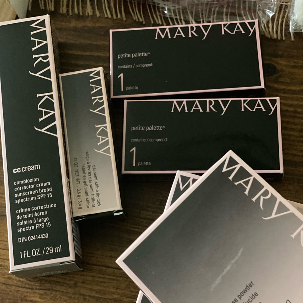 Mary Kay makeup lot